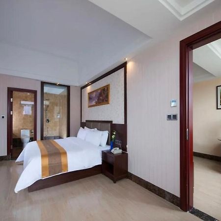 Vienna International Hotel Jieyang Chaoshan Airport Exterior foto